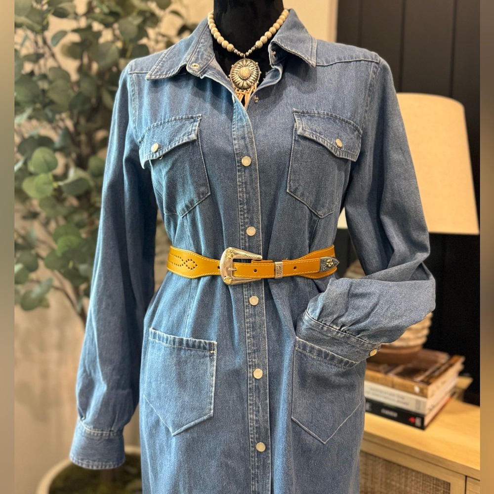 Vintage pearl snap button Denim & Co western denim dress